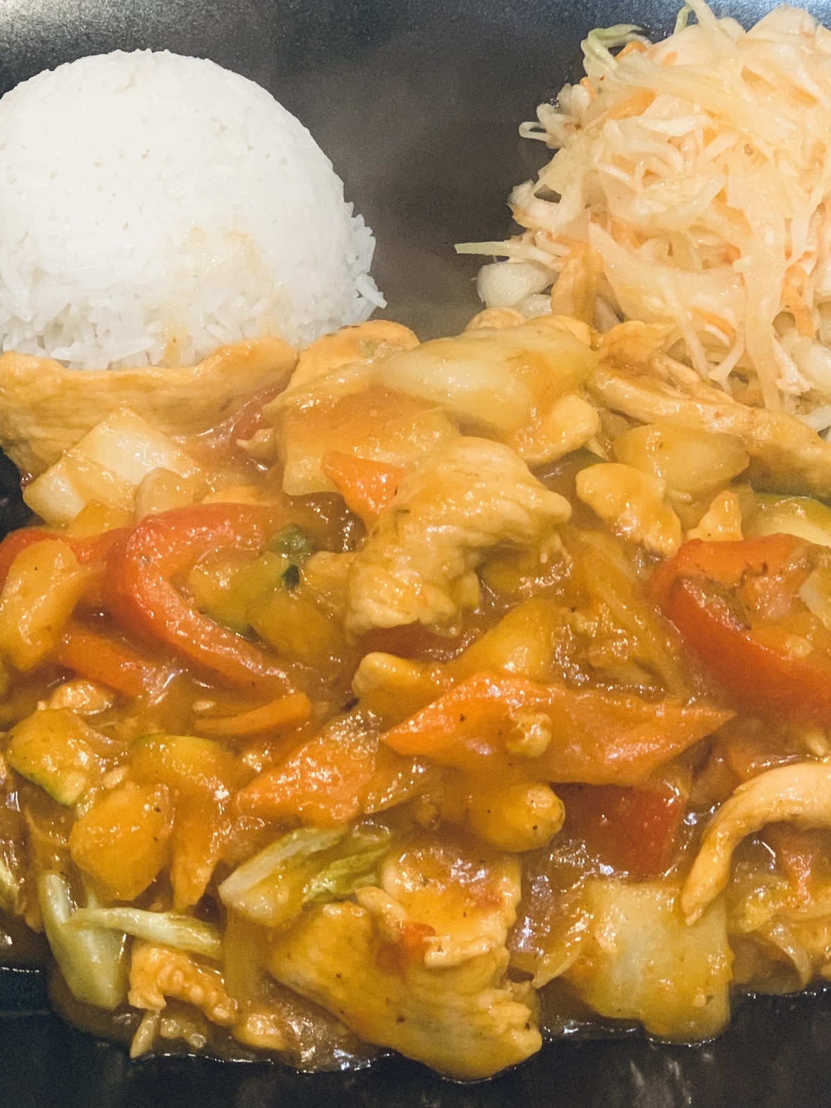 24) kurczak w słodko kwaśny