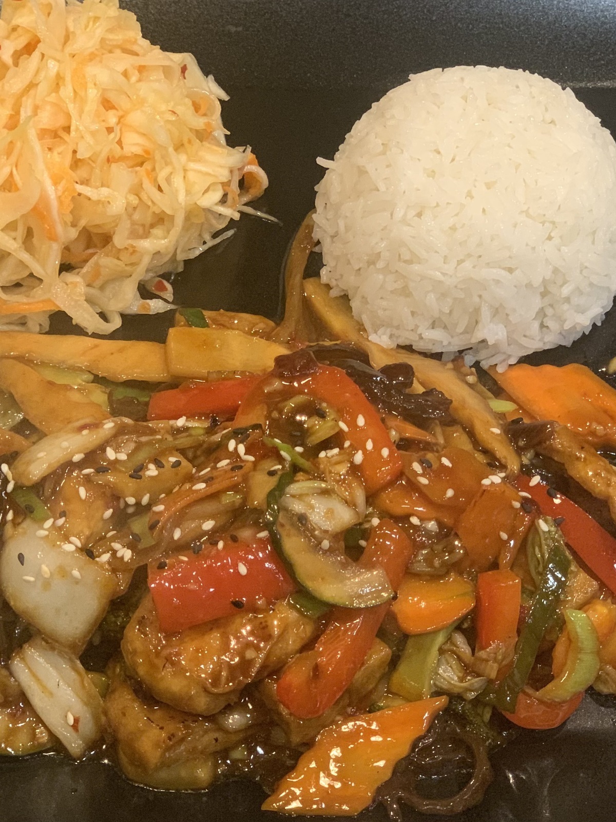 13) tofu orientalne na ostro